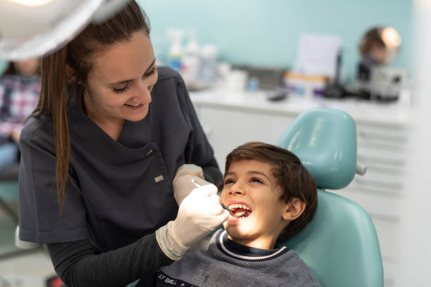 Best Broken or Cracked Tooth Emergency Dentist in Waterman, IL